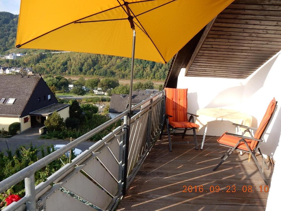 Mosel-Panorama Apartment Enkirch Exterior photo